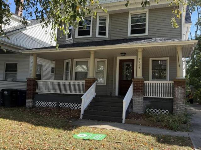 4 bedroom, Lakewood OH 44107 106059358