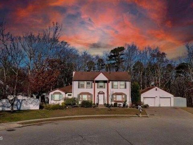 4 bedroom, Lakewood NJ 08701 105275009