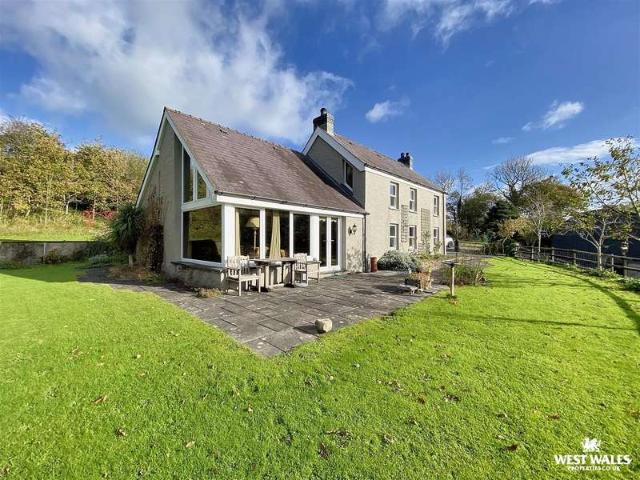 4 Bedroom Detached House