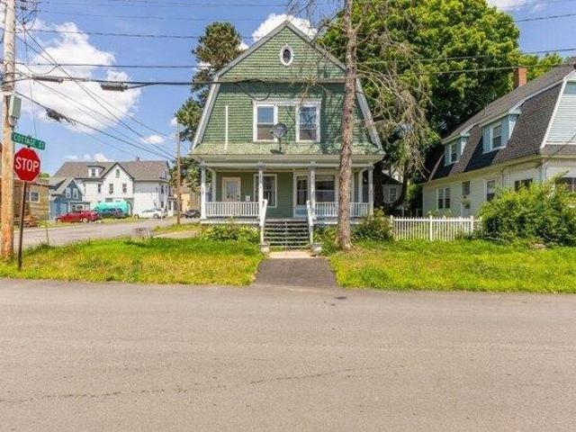 4 bedroom, Lewiston ME 04240 104870027