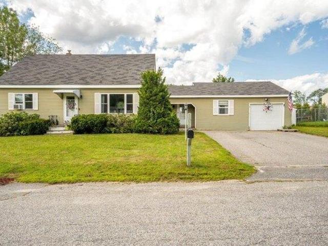 4 bedroom, Lewiston ME 04240 105790786