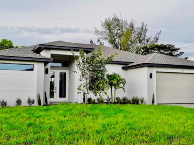 4 bedroom, Lehigh Acres FL 33976 105899123