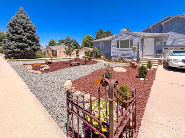 4 bedroom, Littleton CO 80120 LS103824282