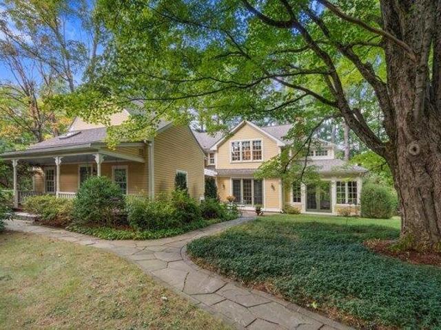 4 bedroom, Lincoln MA 01773 105497147