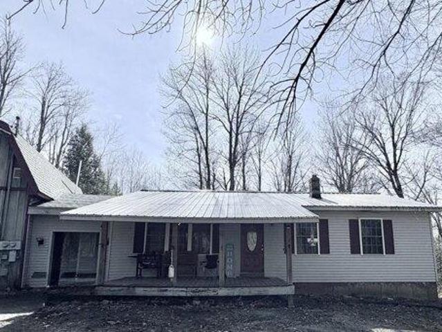 4 bedroom, Lincoln ME 04457 105557772