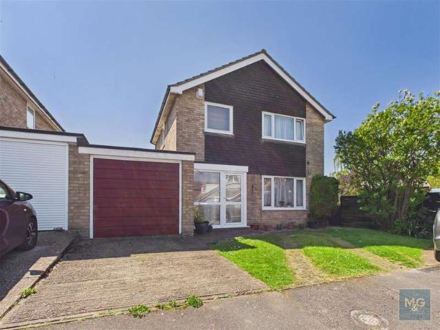 4 Bedroom Link Detached House
