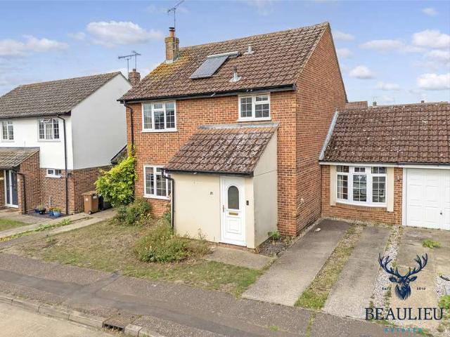 4 Bedroom Link Detached House