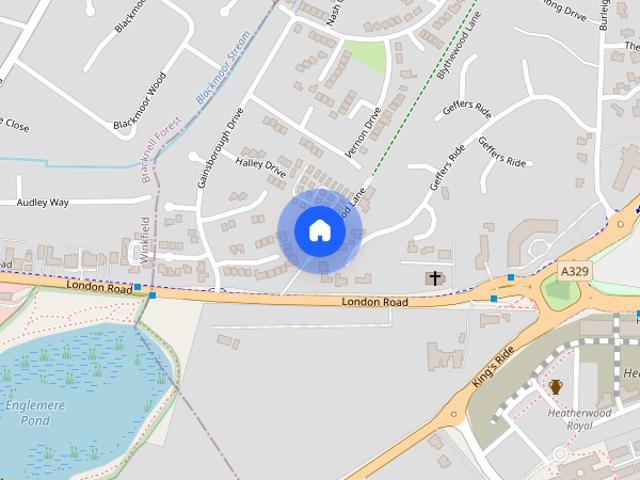 4 bedroom link detached house to rent