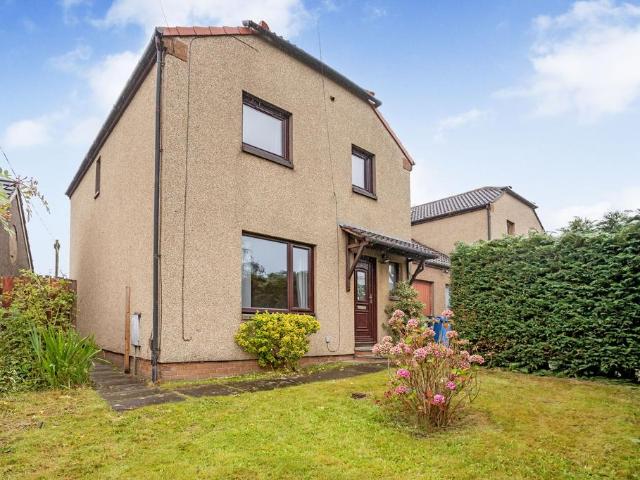 4 bedroom link detached house for sale