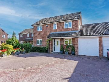 House for sale in Windsor and Maidenhead county - Garden