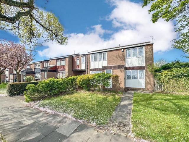 4 bedroom link detached house for sale