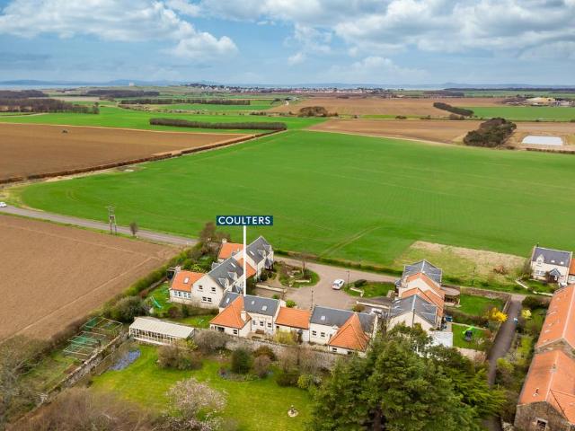 4 bedroom link detached house for sale