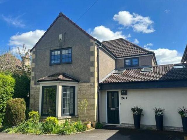 4 Bedroom Link Detached House For Sale In Frome, Somerset