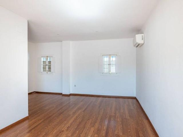Luxury Apartment for rent in Seville, Spain