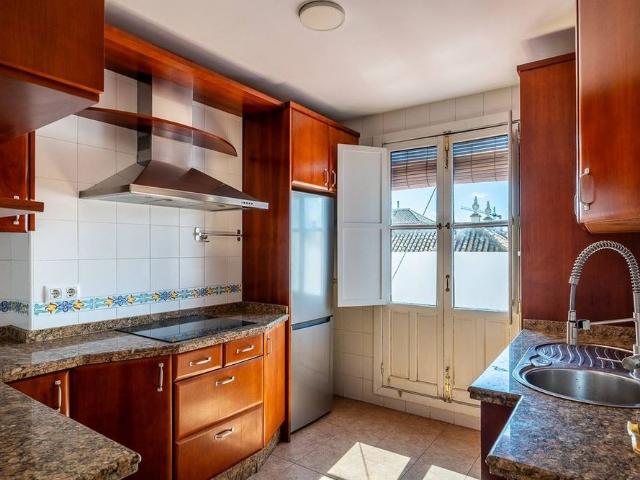 4 bedroom luxury Apartment for rent in Seville, Spain