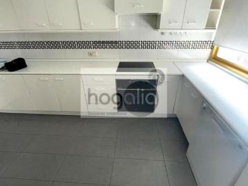 4 bedroom luxury Flat for rent in Seville, Spain