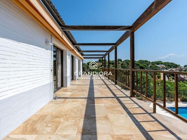 4 bedroom luxury House for rent in Caldes d'Estrac, Spain