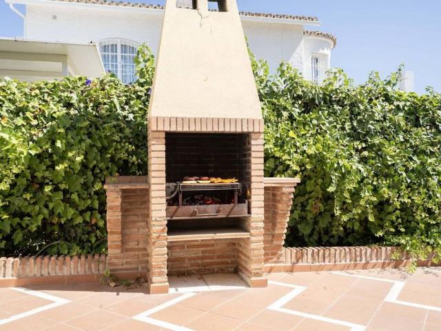 4 bedroom luxury House for rent in Estepona, Spain