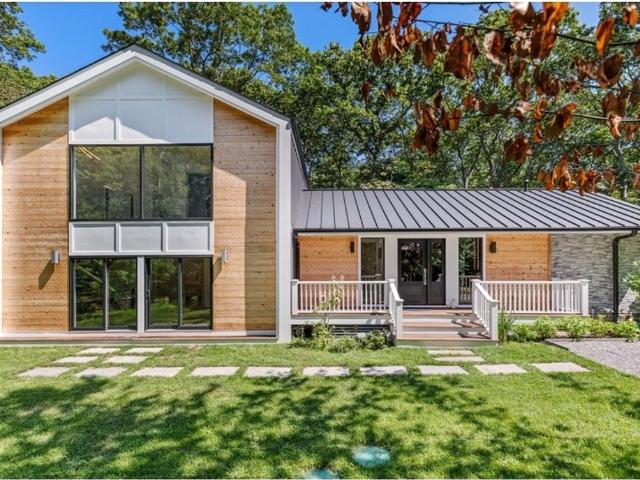 4 bedroom luxury House for sale in East Hampton, New York
