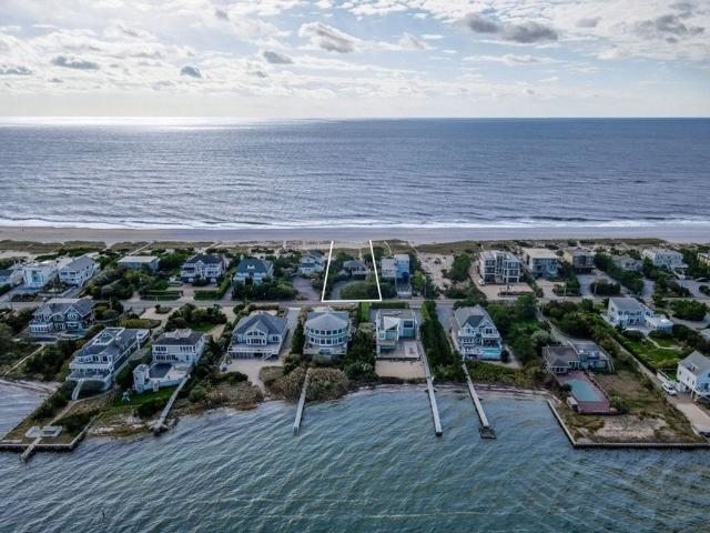 4 bedroom luxury House for sale in Westhampton, New York