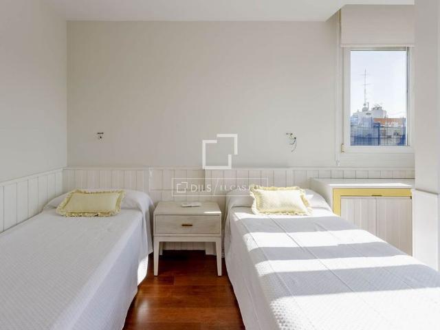 4 bedroom luxury penthouse for rent in Madrid, Spain