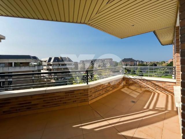 4 bedroom luxury penthouse for rent in Majadahonda, Spain
