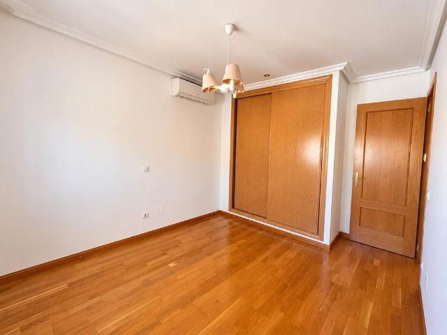 4 bedroom luxury Semidetached House for rent in Rivas Vaciamadrid, Autonomous Region of Madrid