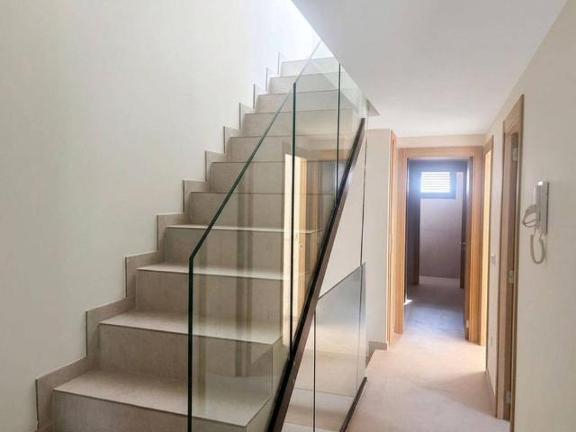 4 bedroom luxury Semidetached House for rent in Rocafort, Valencia