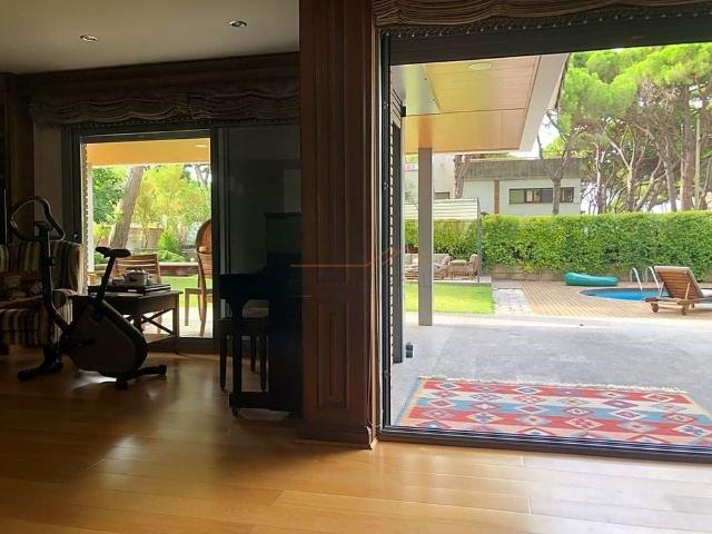 4 bedroom luxury Villa for rent in Castelldefels, Catalonia