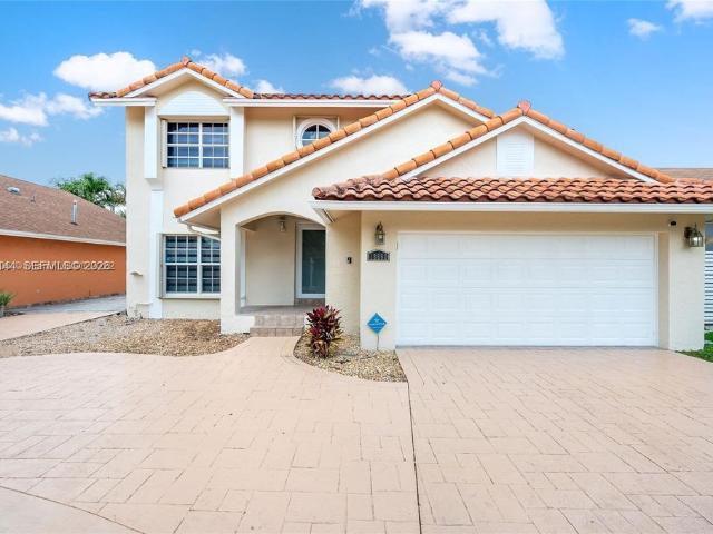 4 bedroom luxury Villa for rent in Hialeah, Florida