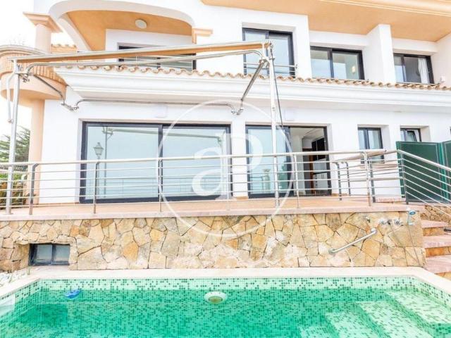 4 bedroom luxury Villa for rent in Llucmajor, Balearic Islands