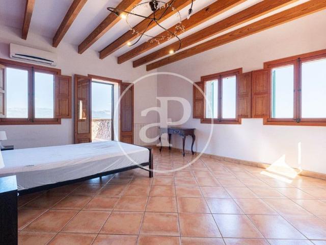 4 bedroom luxury Villa for rent in Santa Maria del Camí, Balearic Islands