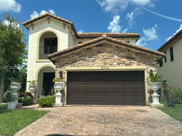 4 bedroom luxury Villa for rent in Tamarac, Florida