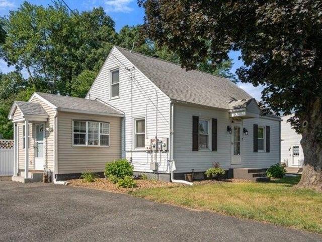 4 bedroom, Ludlow MA 01056 105351392