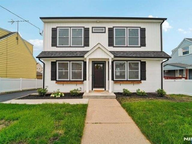 4 bedroom, Lyndhurst NJ 07071 105535082