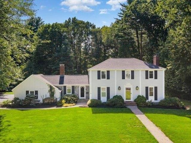 4 bedroom, Lynnfield MA 01940 105365871