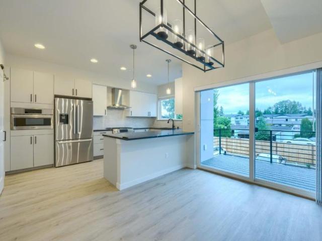 4 bedroom, Lynnwood WA 98087 105921472