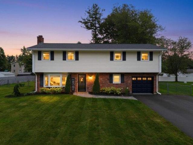 4 bedroom, m NH 03079 105553134