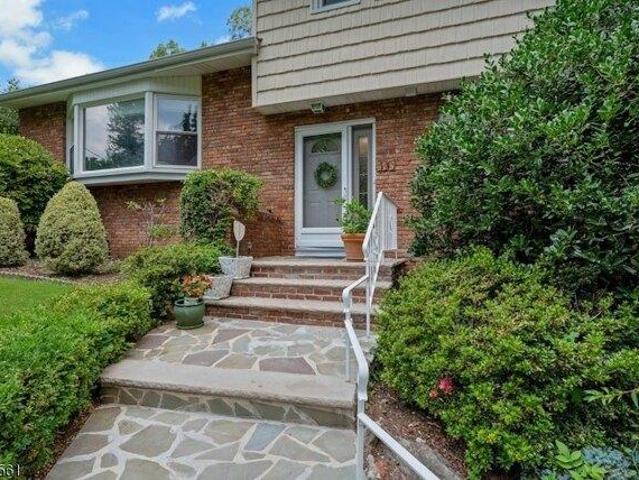 4 bedroom, Mountainside NJ 07092 105276591