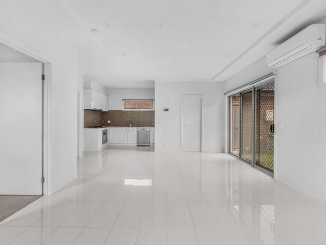 4 Bedroom Modern Townhouse