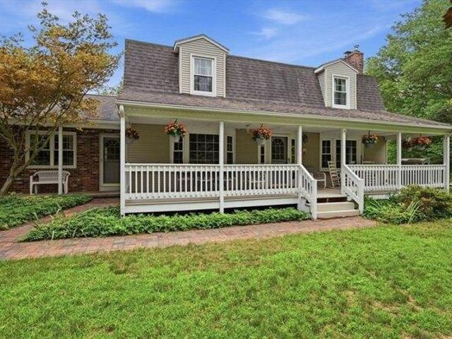 4 bedroom, Monson MA 01057 105279201