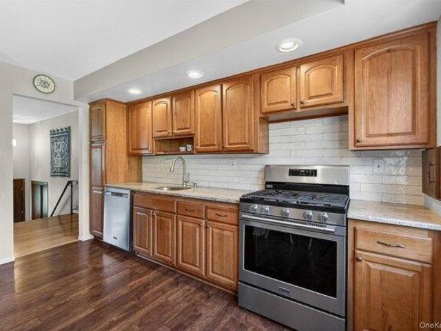 4 bedroom, Monroe NY 10950 105291209