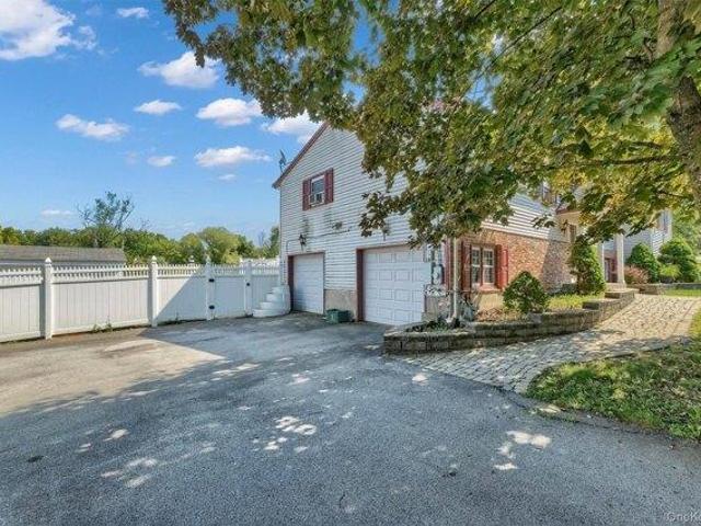 4 bedroom, Monroe NY 10950 105205915