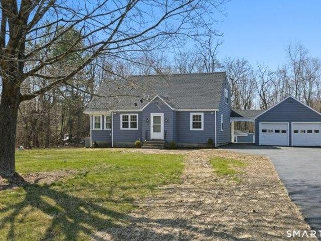 4 bedroom, Monroe CT 06468 104834405