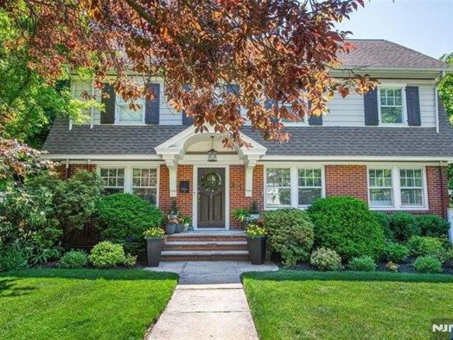 4 bedroom, Montclair NJ 07042 105658671
