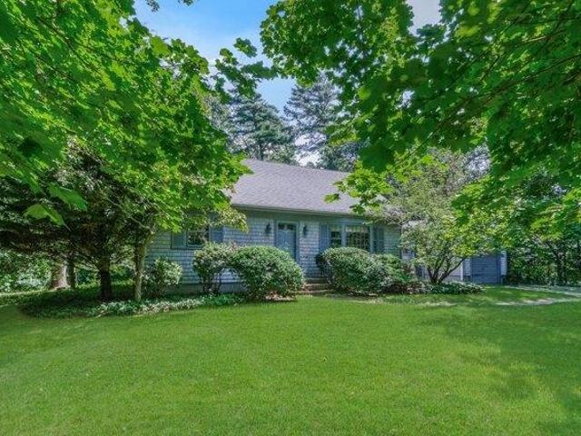 4 bedroom, Mattapoisett MA 02739 105474648