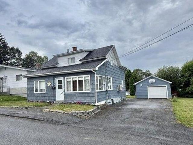 4 bedroom, Madawaska ME 04756 104853376