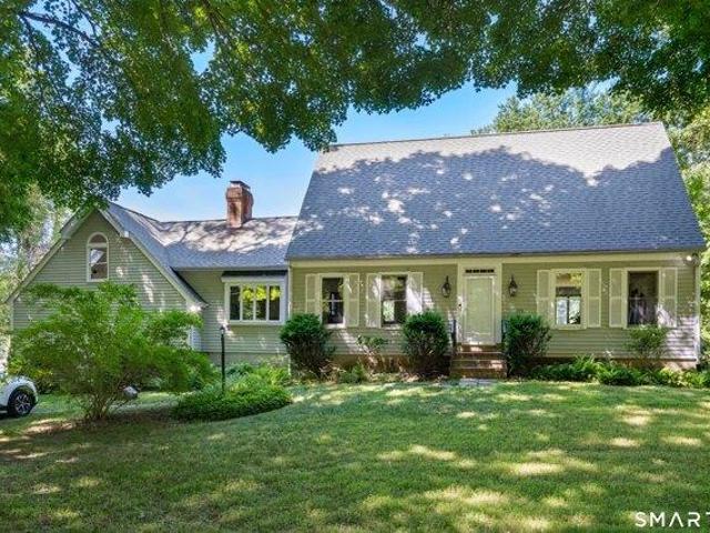 4 bedroom, Madison CT 06443 105475613