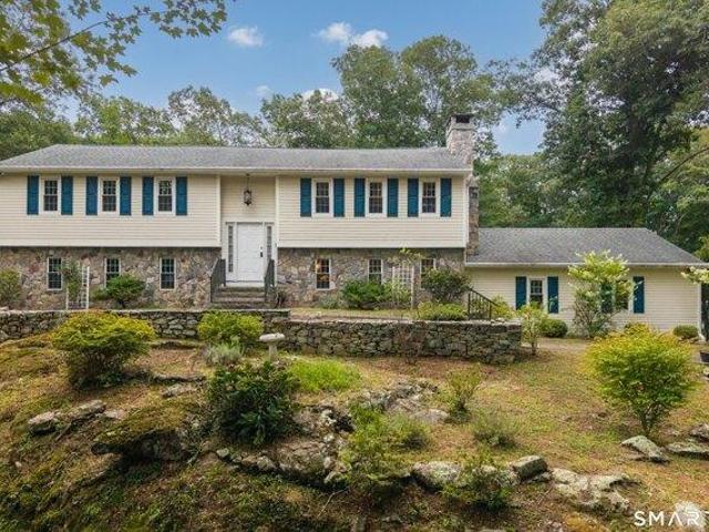 4 bedroom, Madison CT 06443 105633152