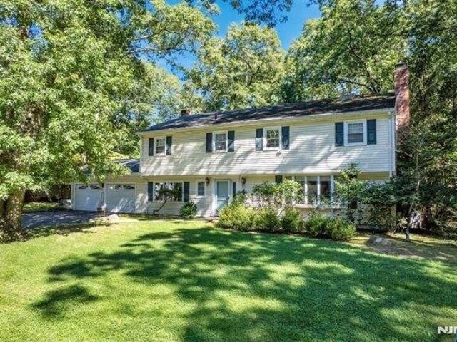 4 bedroom, Mahwah NJ 07430 105789140